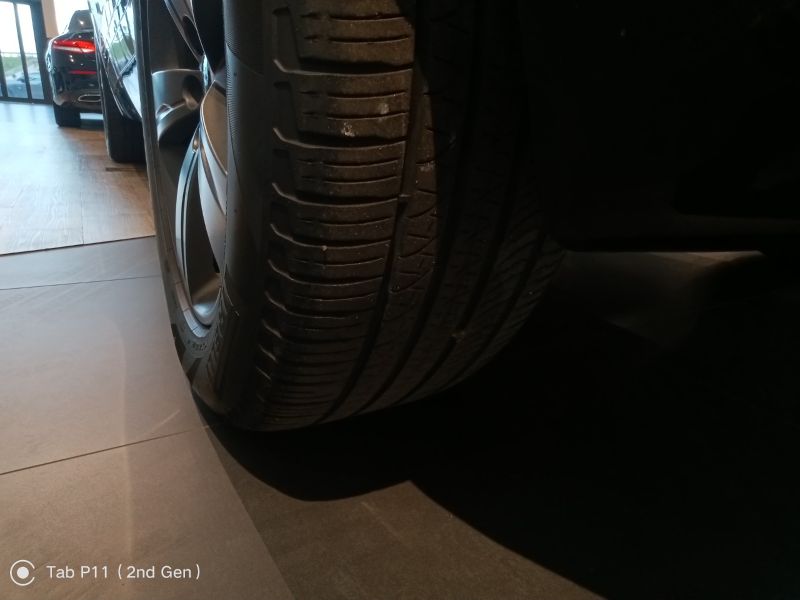 GuidiCar - LAND ROVER Range Rover Velar 2019 Range Rover Velar 2.0d i4 R-Dynamic 180cv auto my20 Usato